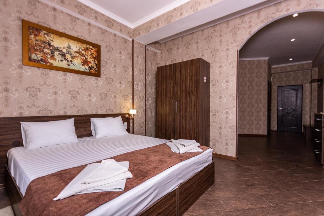 Hotel Nikopoli On Vodopadnaya 21А New Athos Extérieur photo